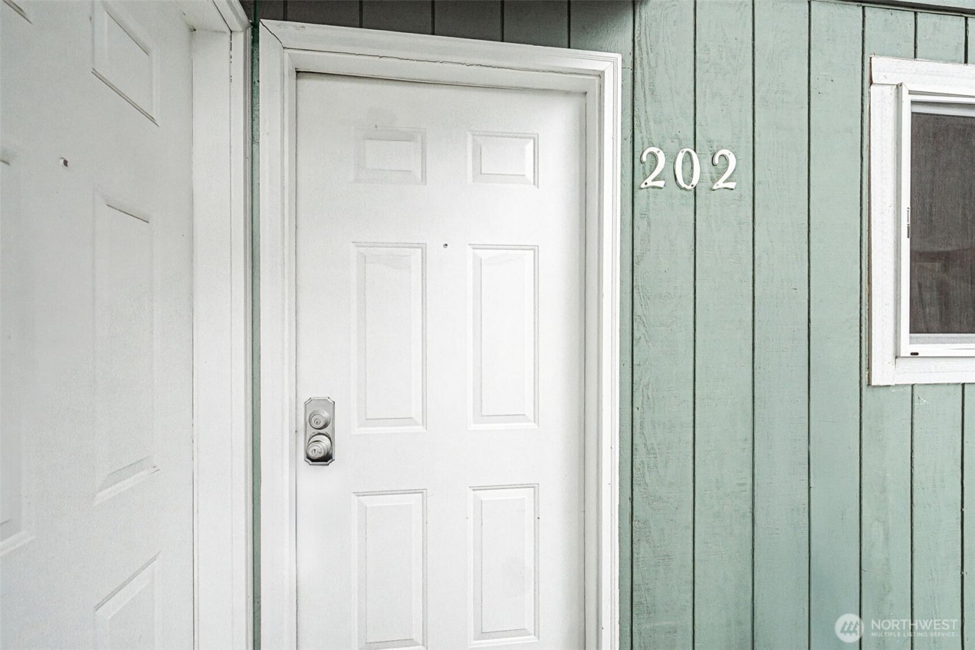 3322 I Street #F202, Auburn, WA 98002