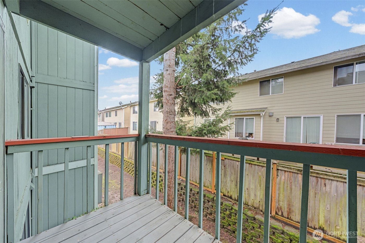 3322 I Street #F202, Auburn, WA 98002