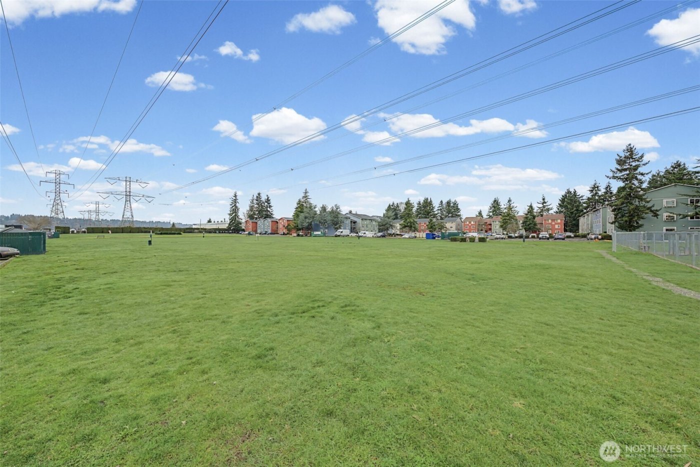 3322 I Street #F202, Auburn, WA 98002