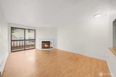 3322 I Street #F202, Auburn, WA 98002 - Photo 3