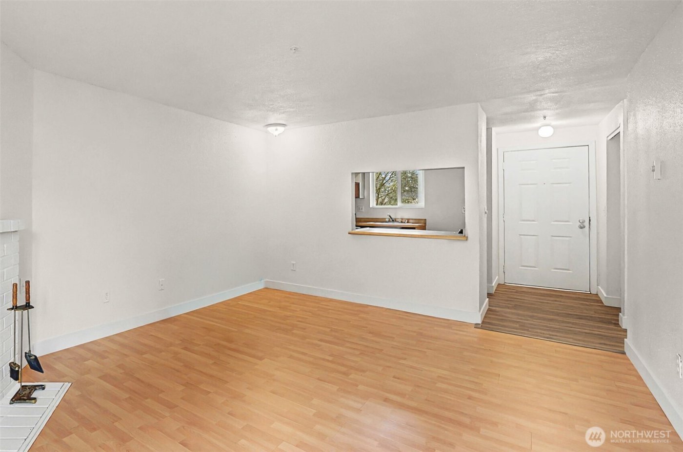 3322 I Street #F202, Auburn, WA 98002