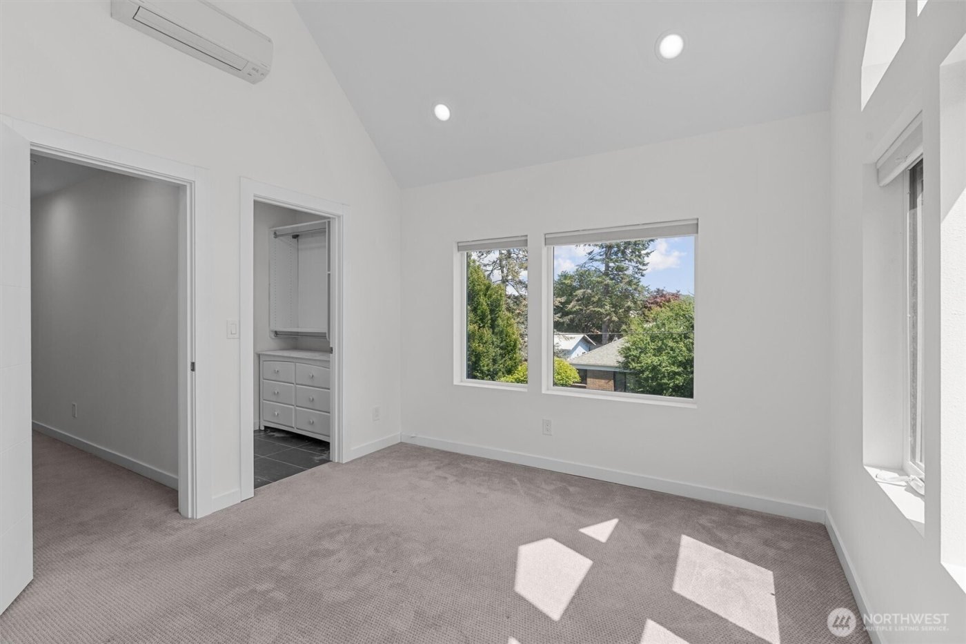 1058 S Cloverdale Street #C, Seattle, WA 98108