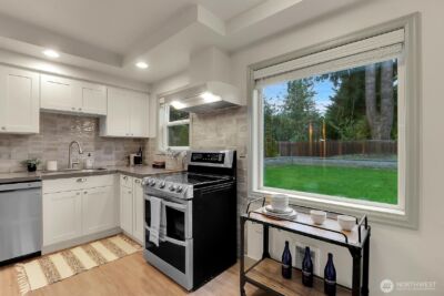 1021 Walnut Street , Edmonds, WA 98020 - Photo 4