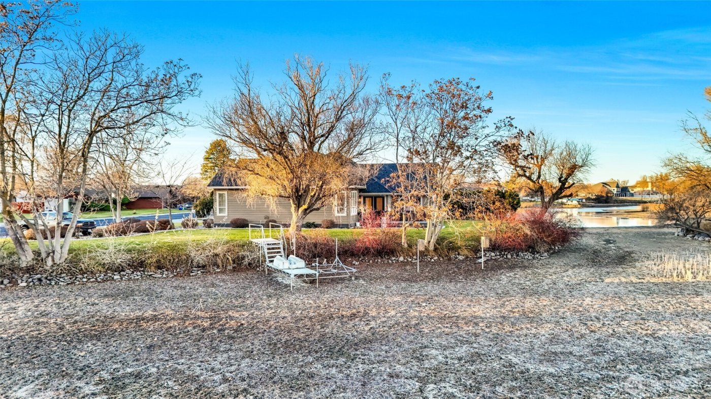 811 Laguna Drive , Moses Lake, WA 98837