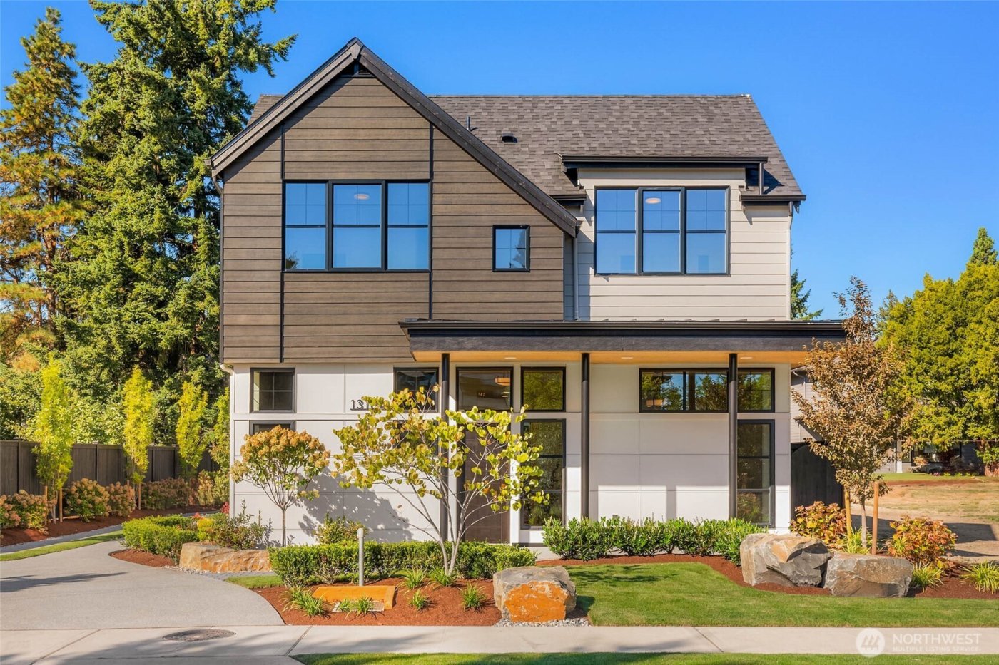 13104 NE 103RD Place , Kirkland, WA 98033