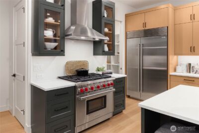 13104 NE 103RD Place , Kirkland, WA 98033 - Photo 6