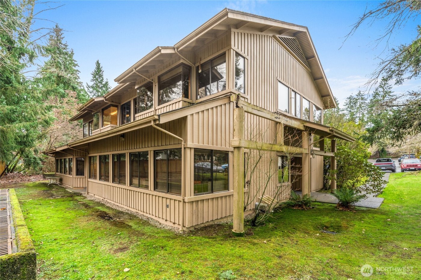 12509 NE Bel Red Road , Bellevue, WA 98005