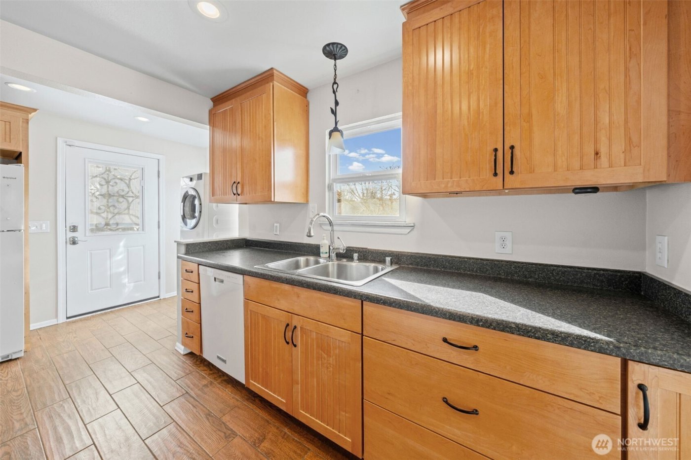 240 S 59th Street , Tacoma, WA 98408