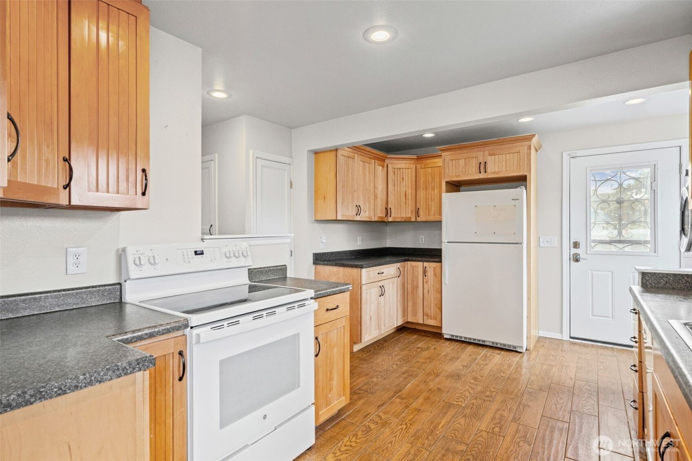 240 S 59th Street , Tacoma, WA 98408