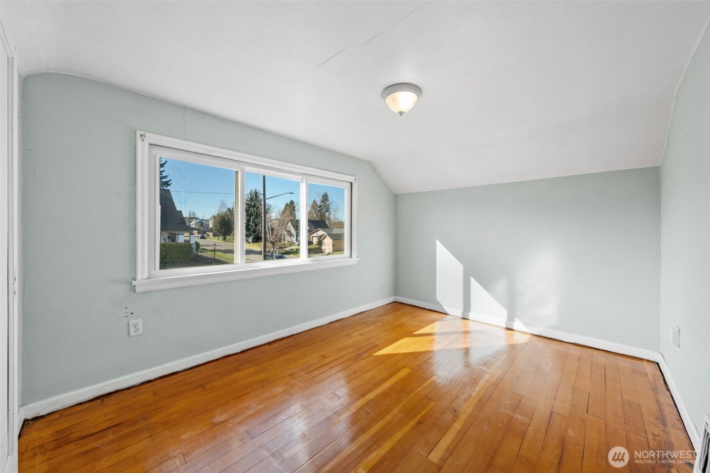 240 S 59th Street , Tacoma, WA 98408