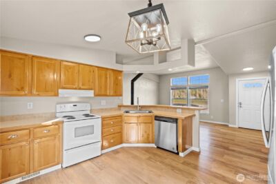 2313 420th Street E, Eatonville, WA 98328 - Photo 14