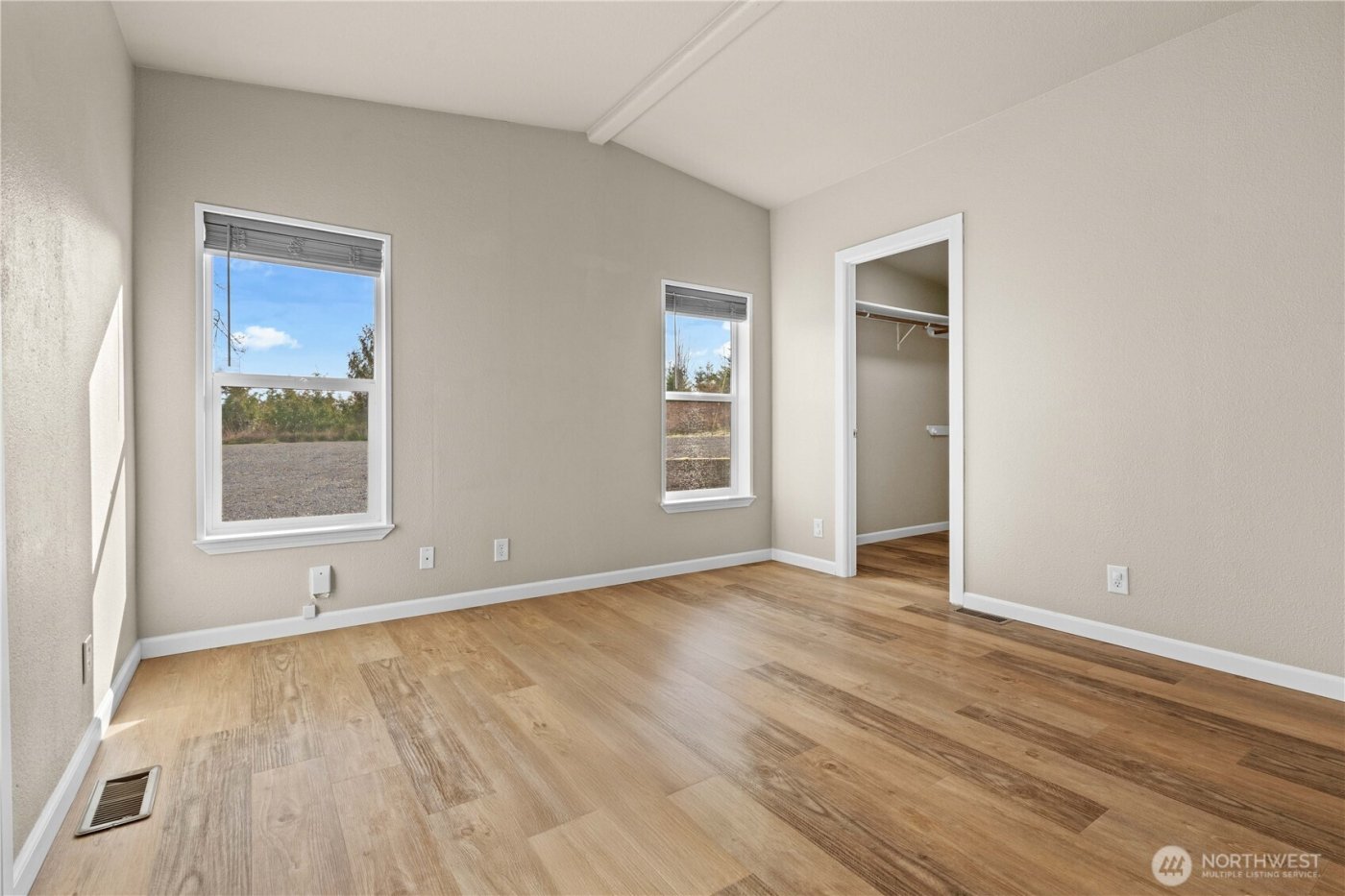 2313 420th Street E, Eatonville, WA 98328