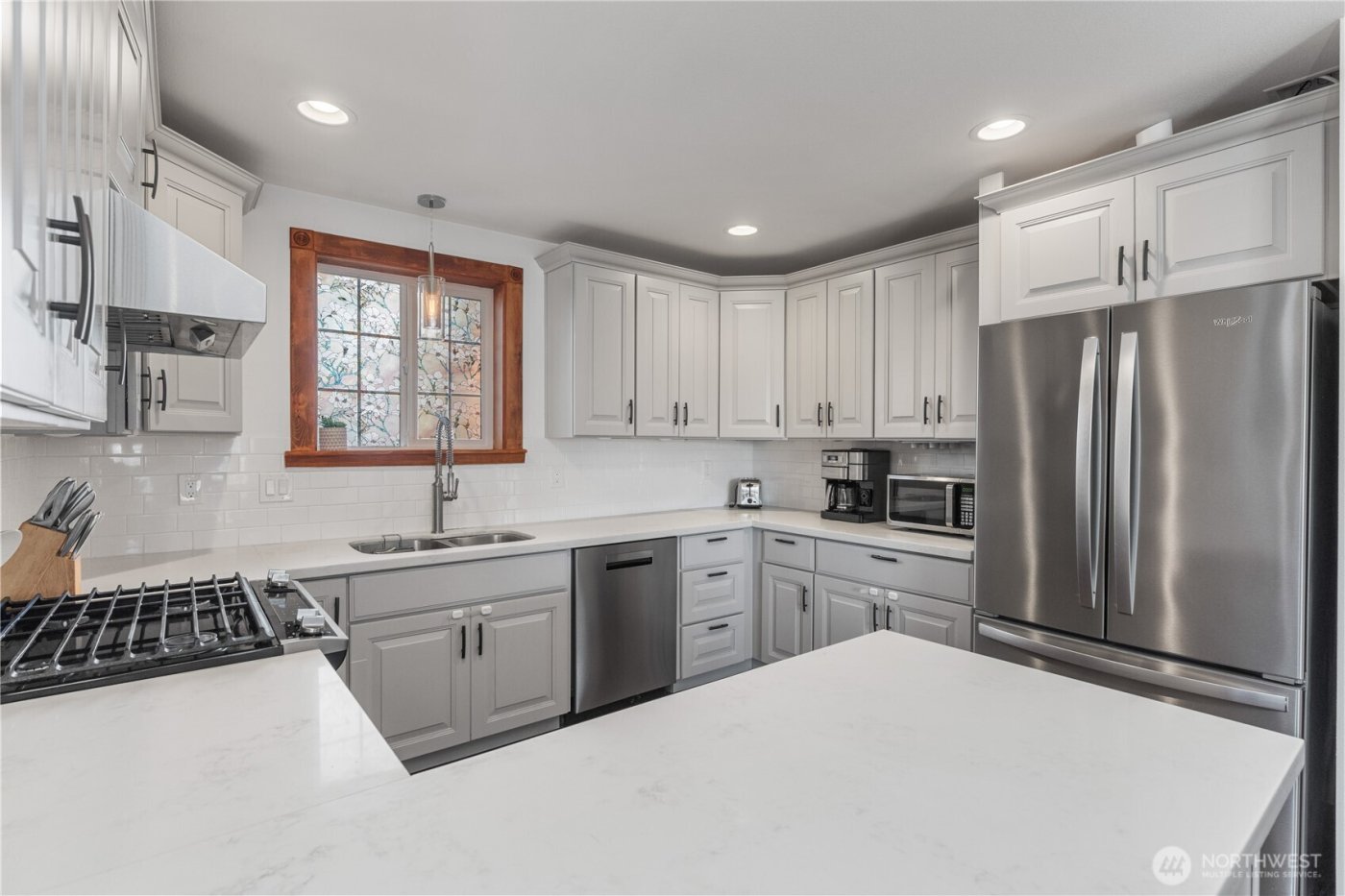 554 Ocean Shores Boulevard NW, Ocean Shores, WA 98569