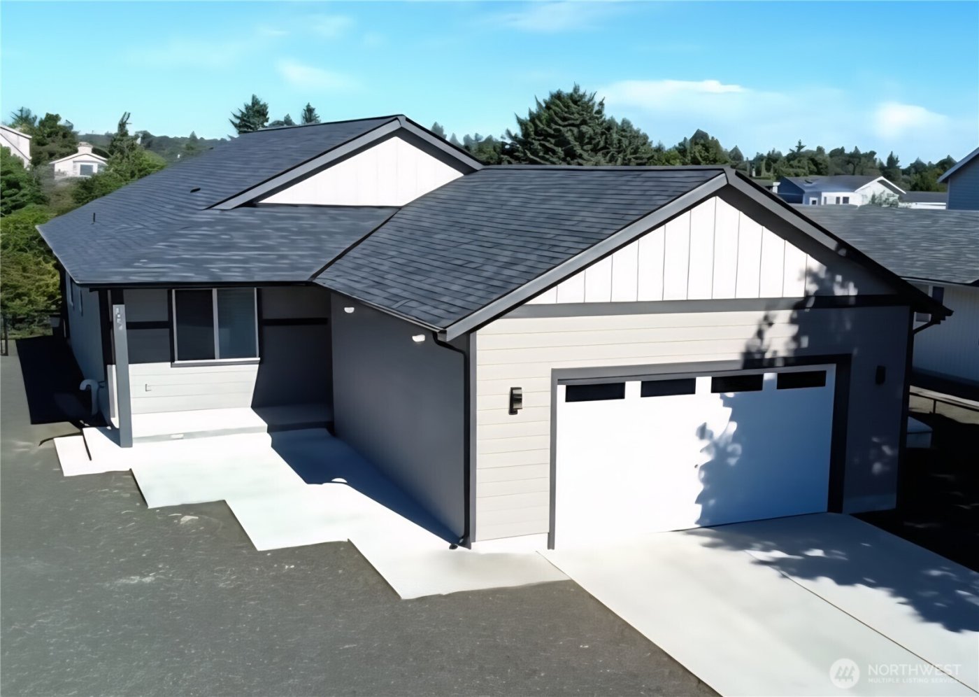 332 Cockle Street SW, Ocean Shores, WA 98569