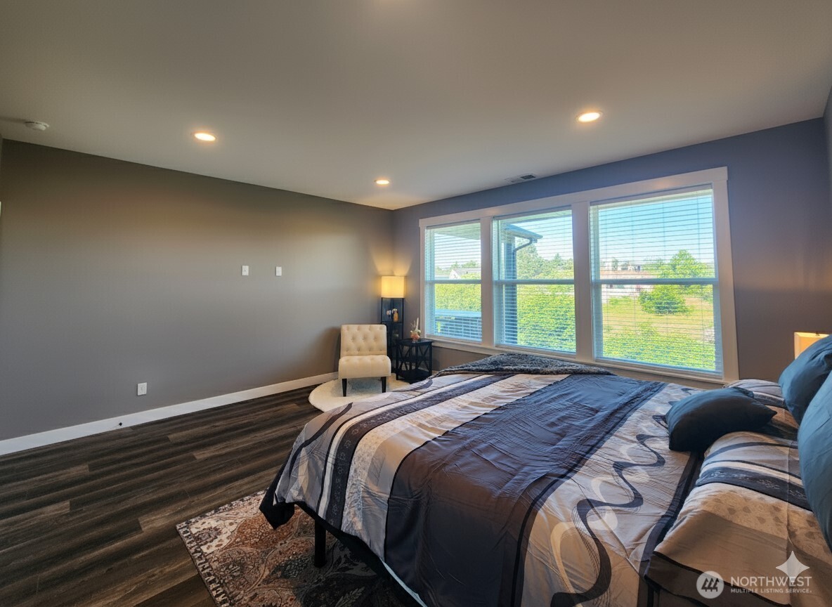 332 Cockle Street SW, Ocean Shores, WA 98569