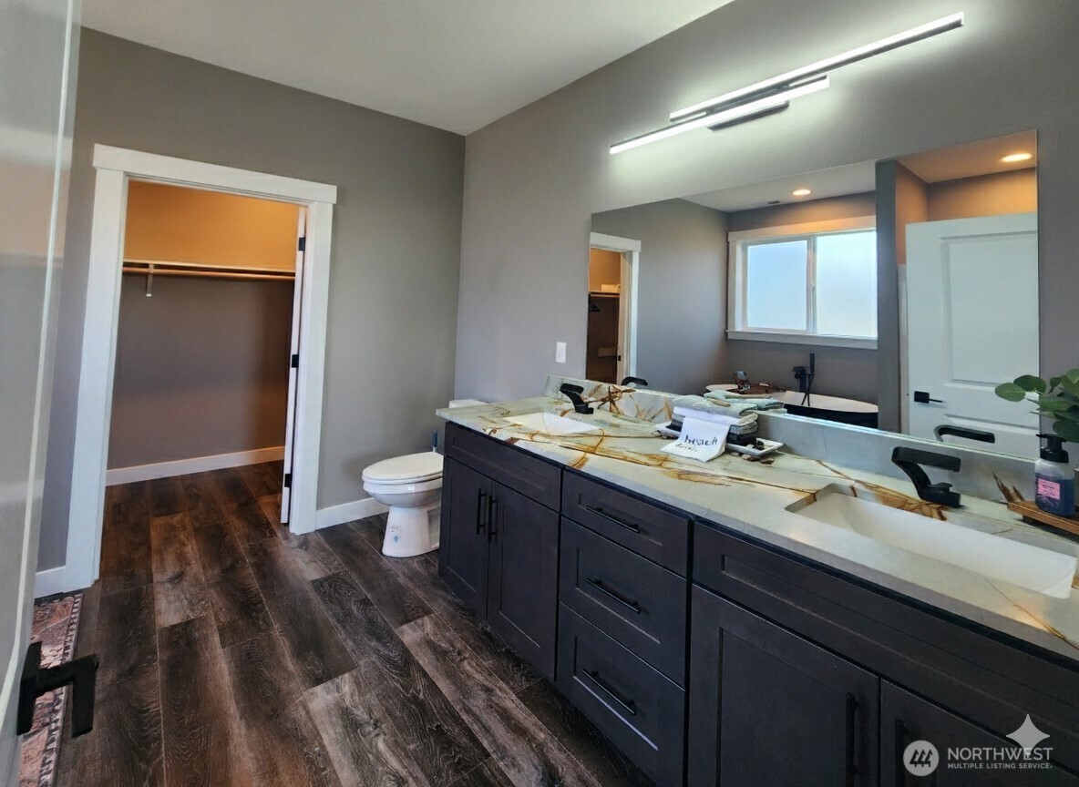 332 Cockle Street SW, Ocean Shores, WA 98569