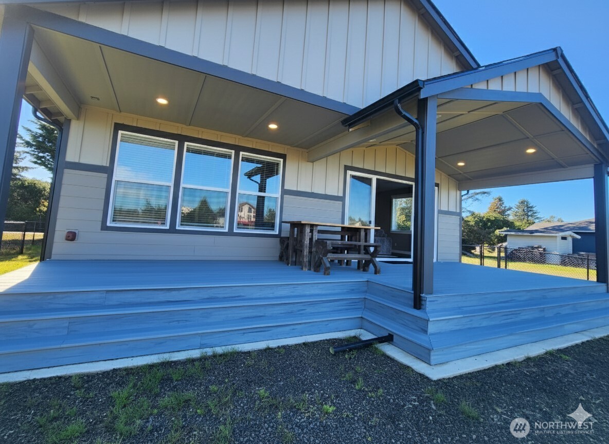 332 Cockle Street SW, Ocean Shores, WA 98569