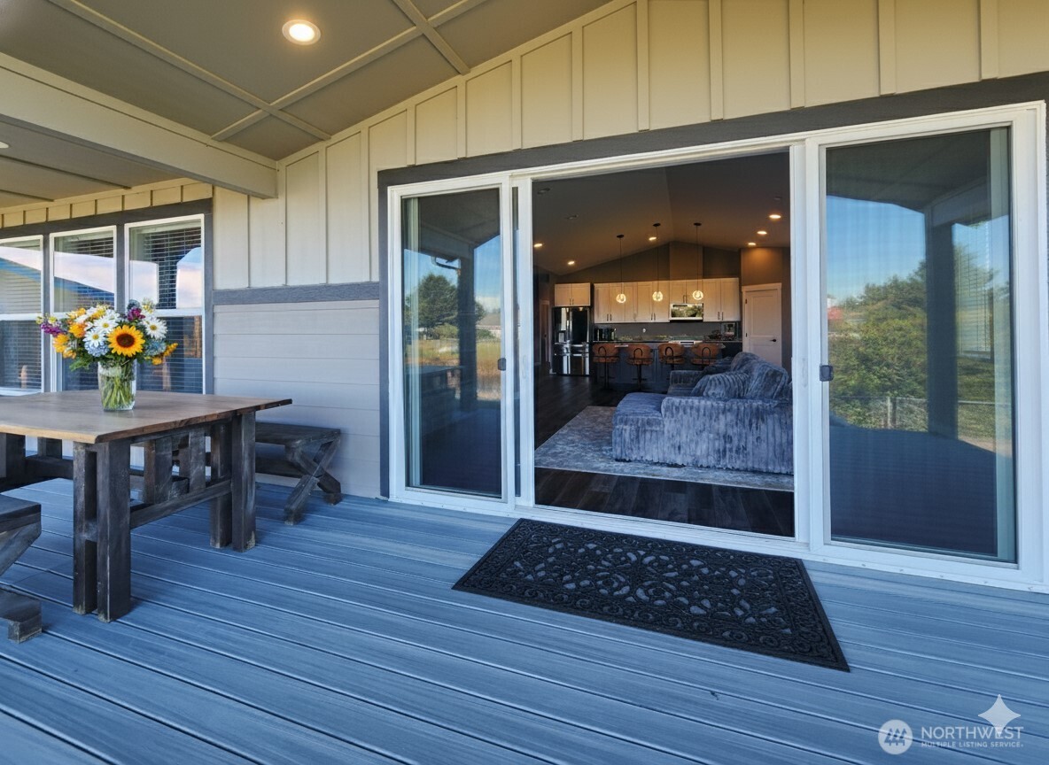 332 Cockle Street SW, Ocean Shores, WA 98569