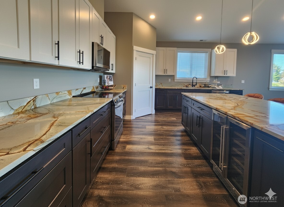 332 Cockle Street SW, Ocean Shores, WA 98569