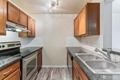 15415 35th Avenue W #F105, Lynnwood, WA 98087 - Photo 7