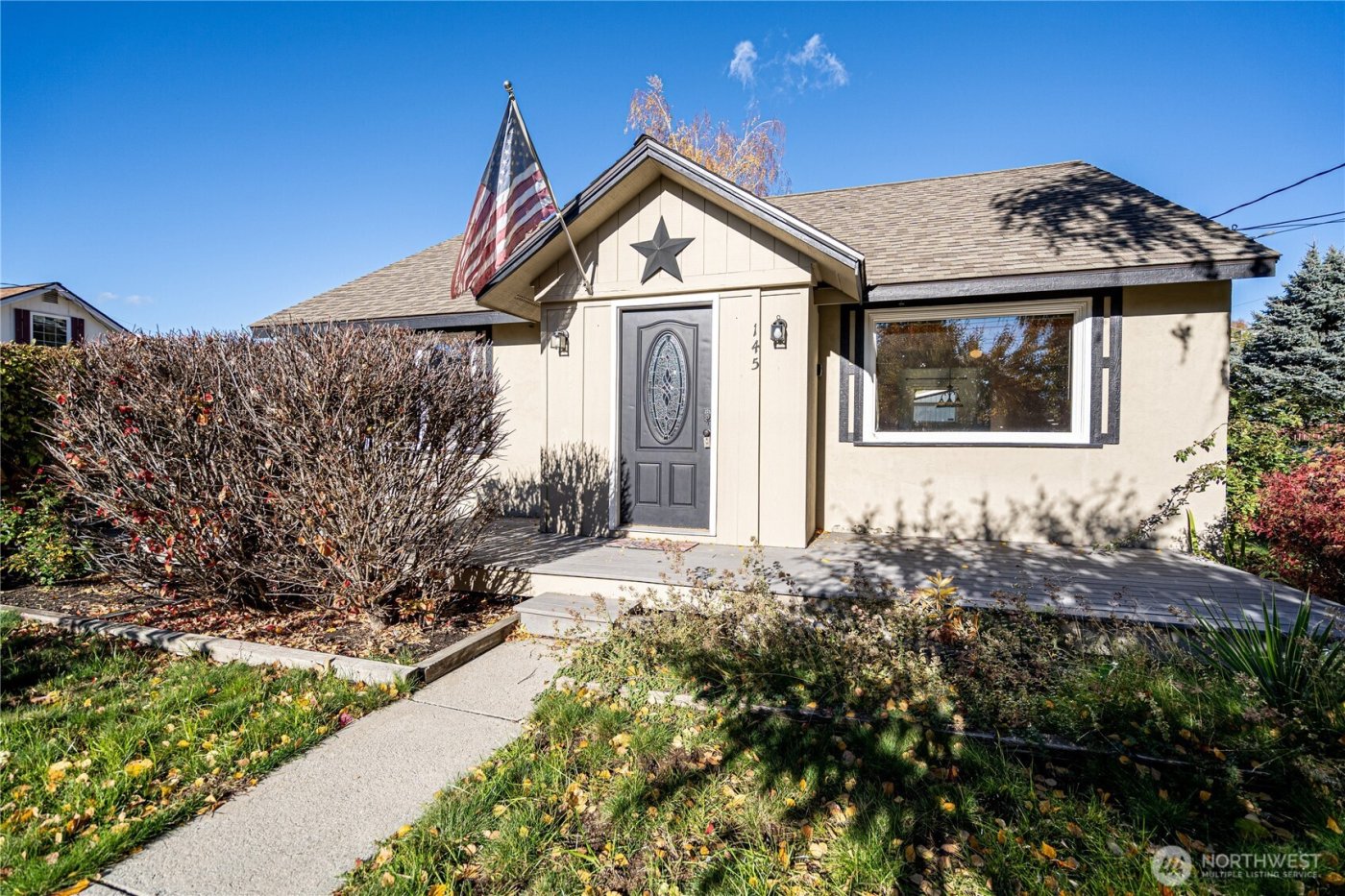 145 N Harris Avenue , Manson, WA 98831