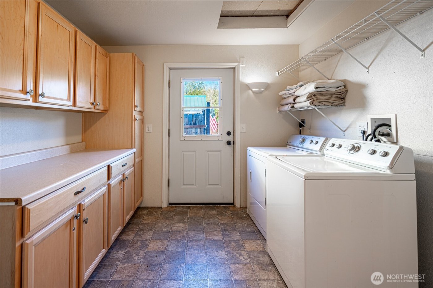 145 N Harris Avenue , Manson, WA 98831