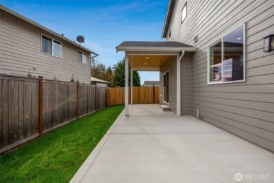 17851 26th Drive NE, Marysville, WA 98271 - Photo 17