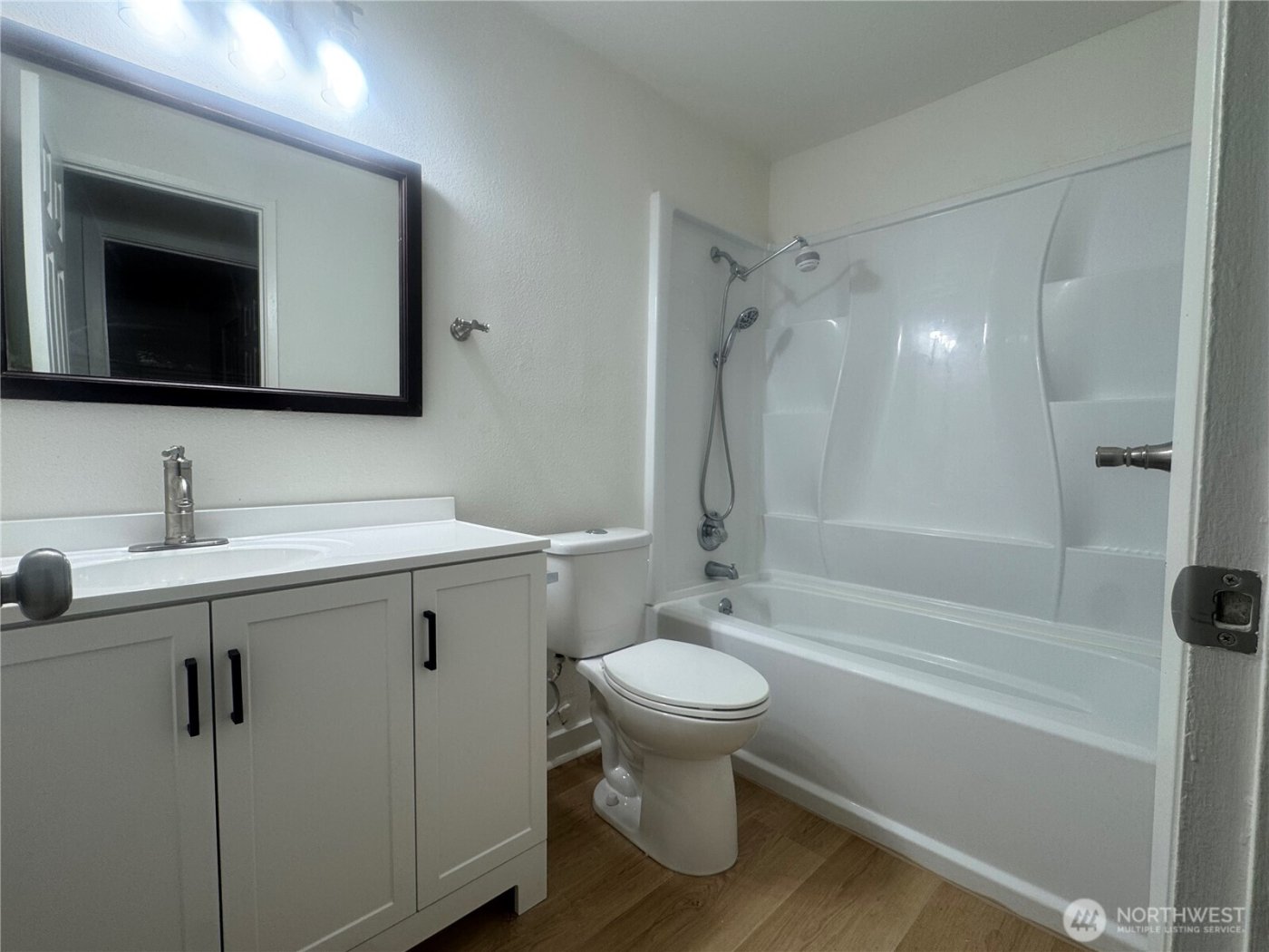 14600 SE 176th Street #W-11, Renton, WA 98058