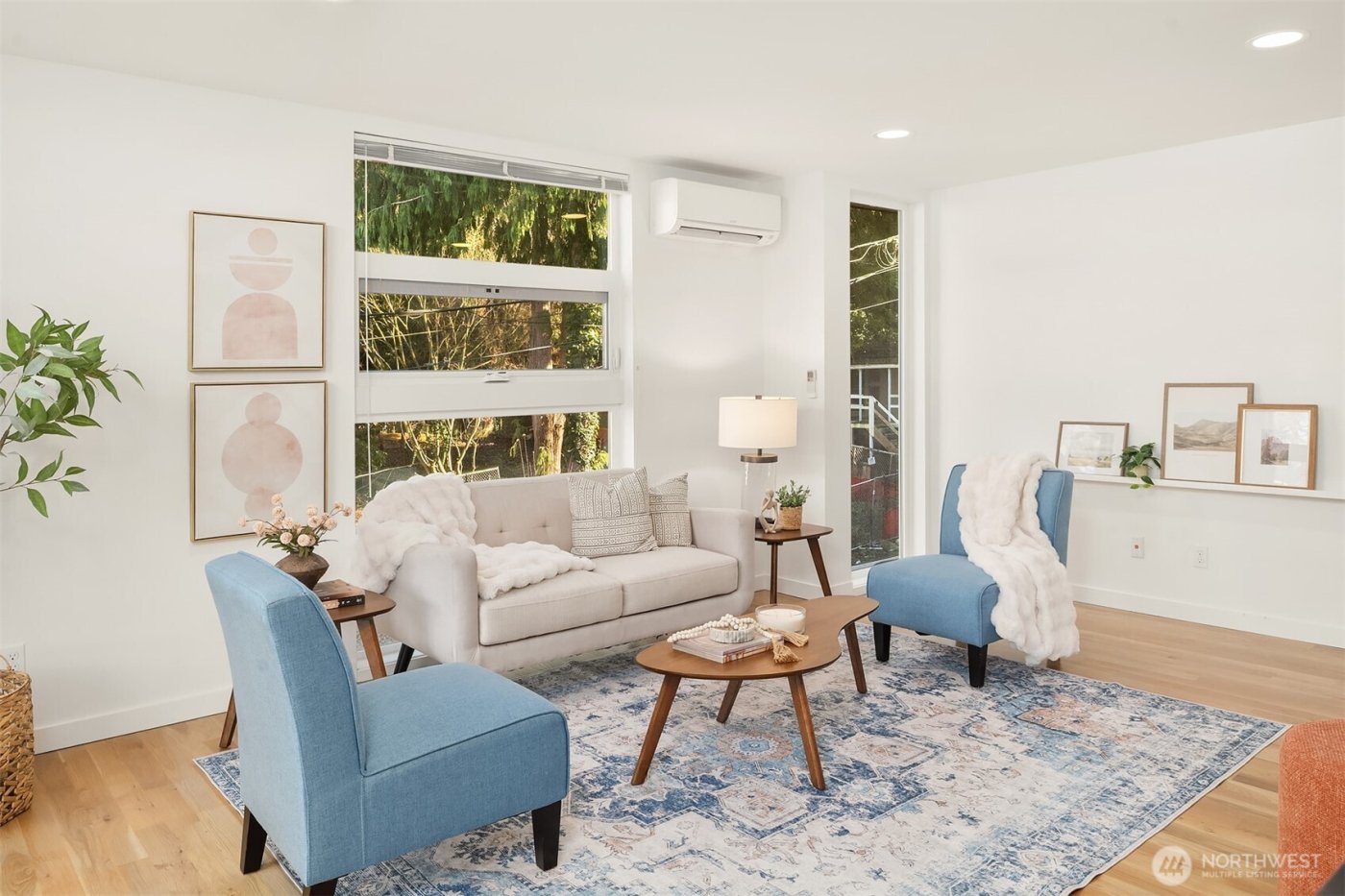 2455 Wickstrom Place SW, Seattle, WA 98116