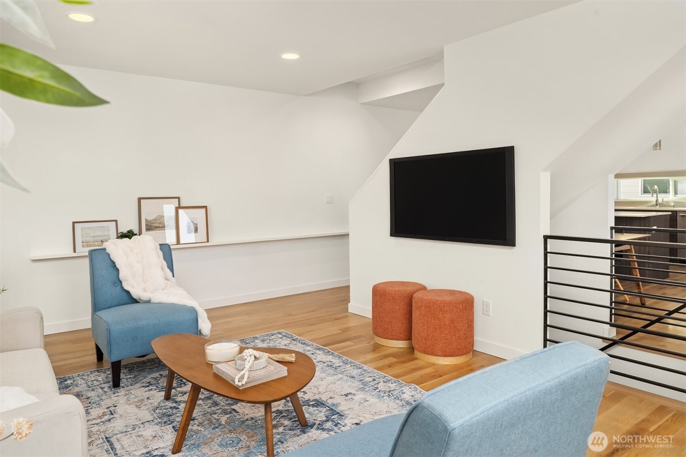 2455 Wickstrom Place SW, Seattle, WA 98116