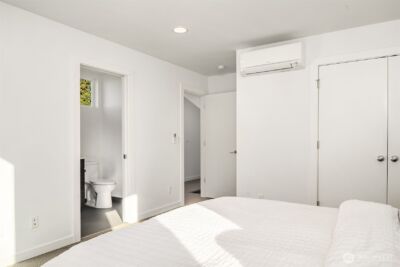 2455 Wickstrom Place SW, Seattle, WA 98116 - Photo 15