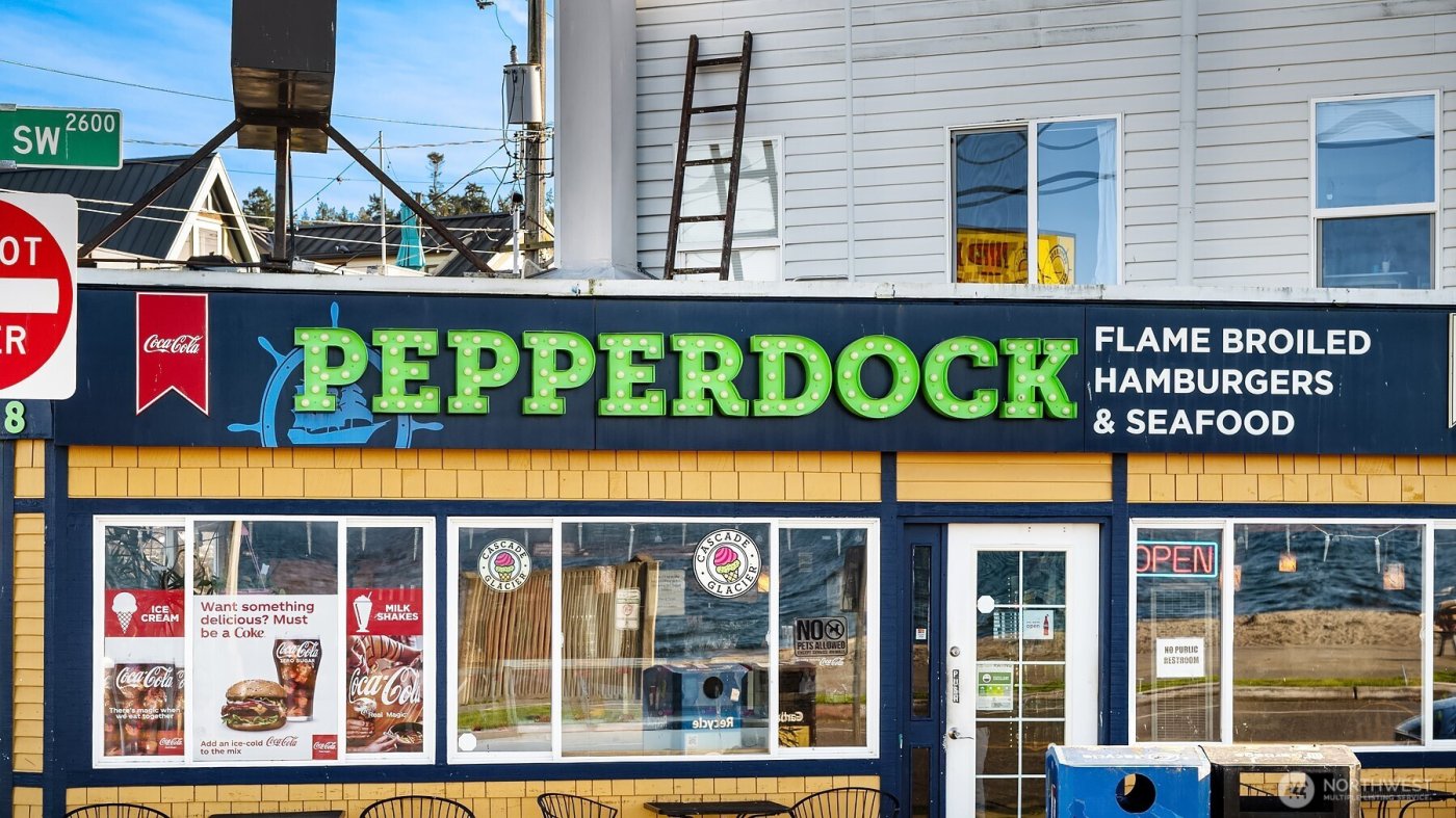 2455 Wickstrom Place SW, Seattle, WA 98116