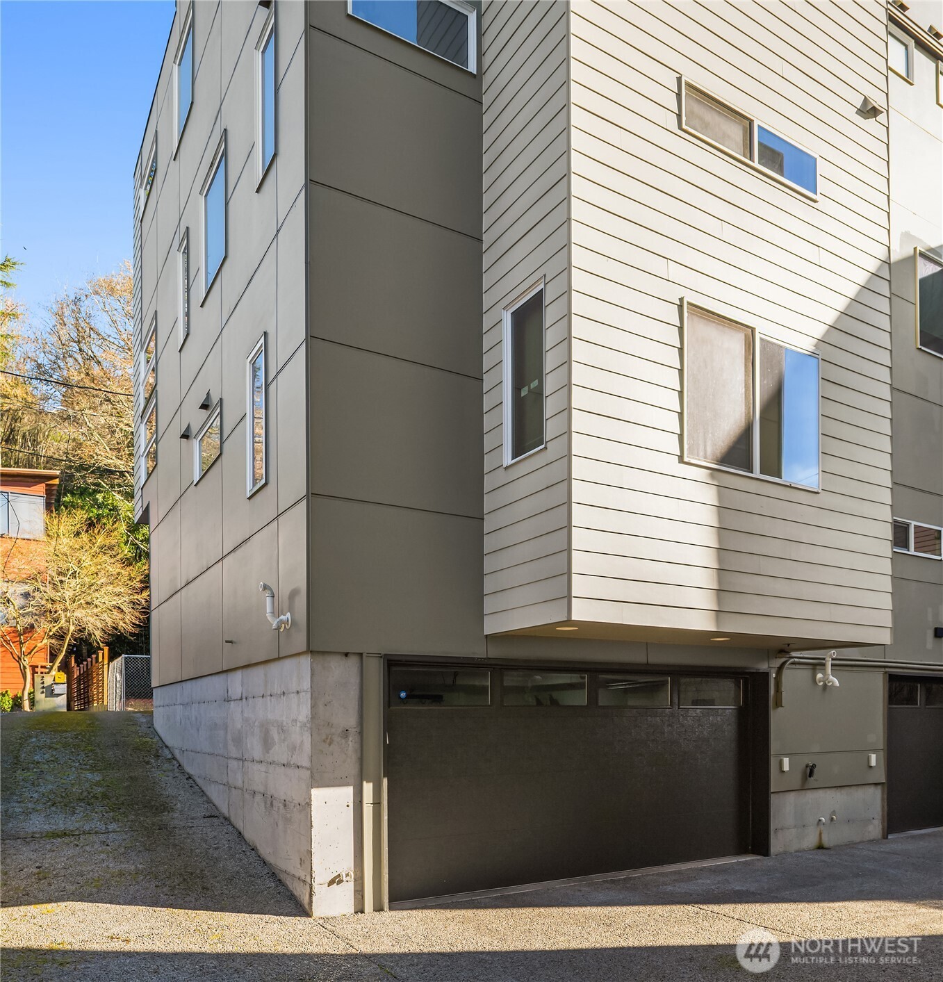 2455 Wickstrom Place SW, Seattle, WA 98116