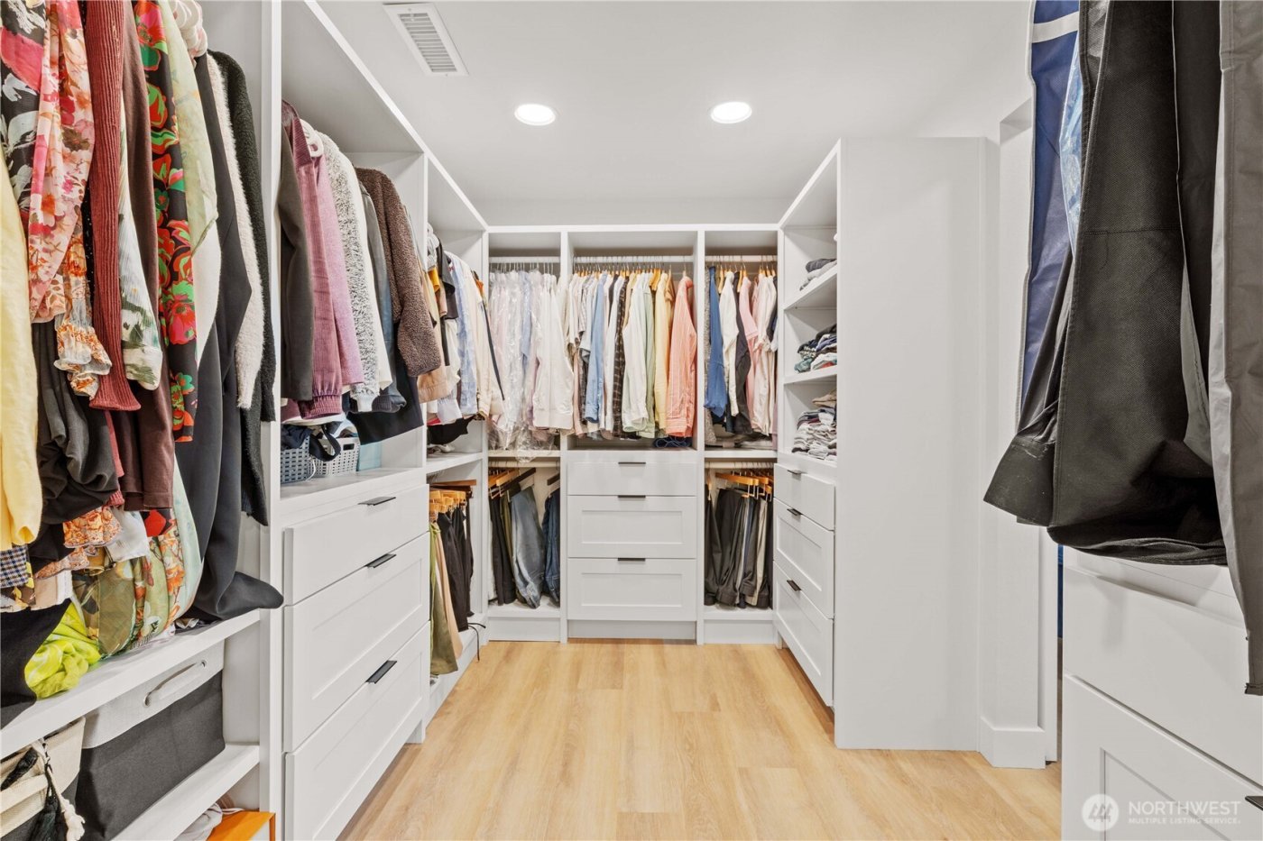 29603 1st Avenue S, Federal Way, WA 98003