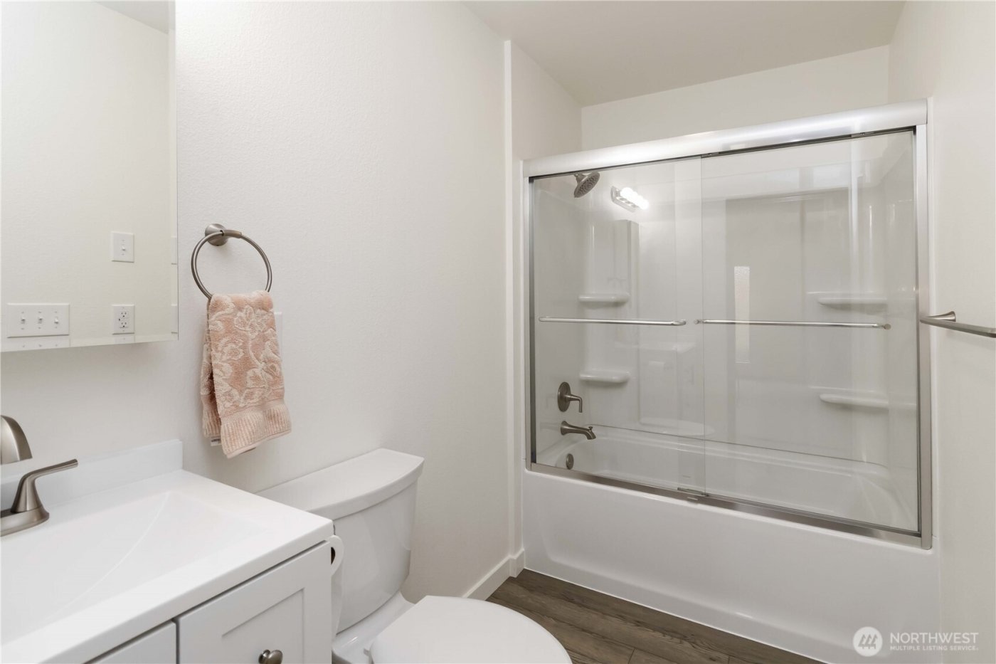 720 Abernathy Creek , Longview, WA 98632