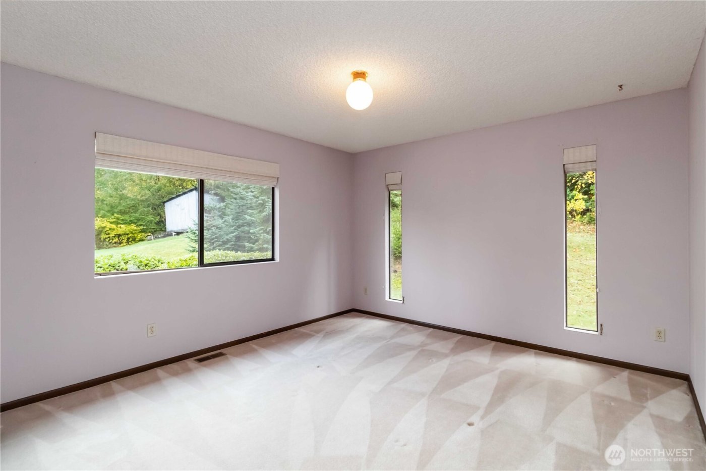 720 Abernathy Creek , Longview, WA 98632