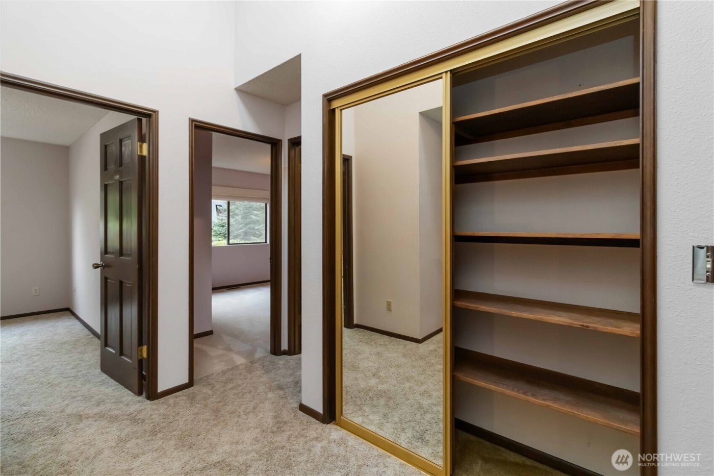 720 Abernathy Creek , Longview, WA 98632