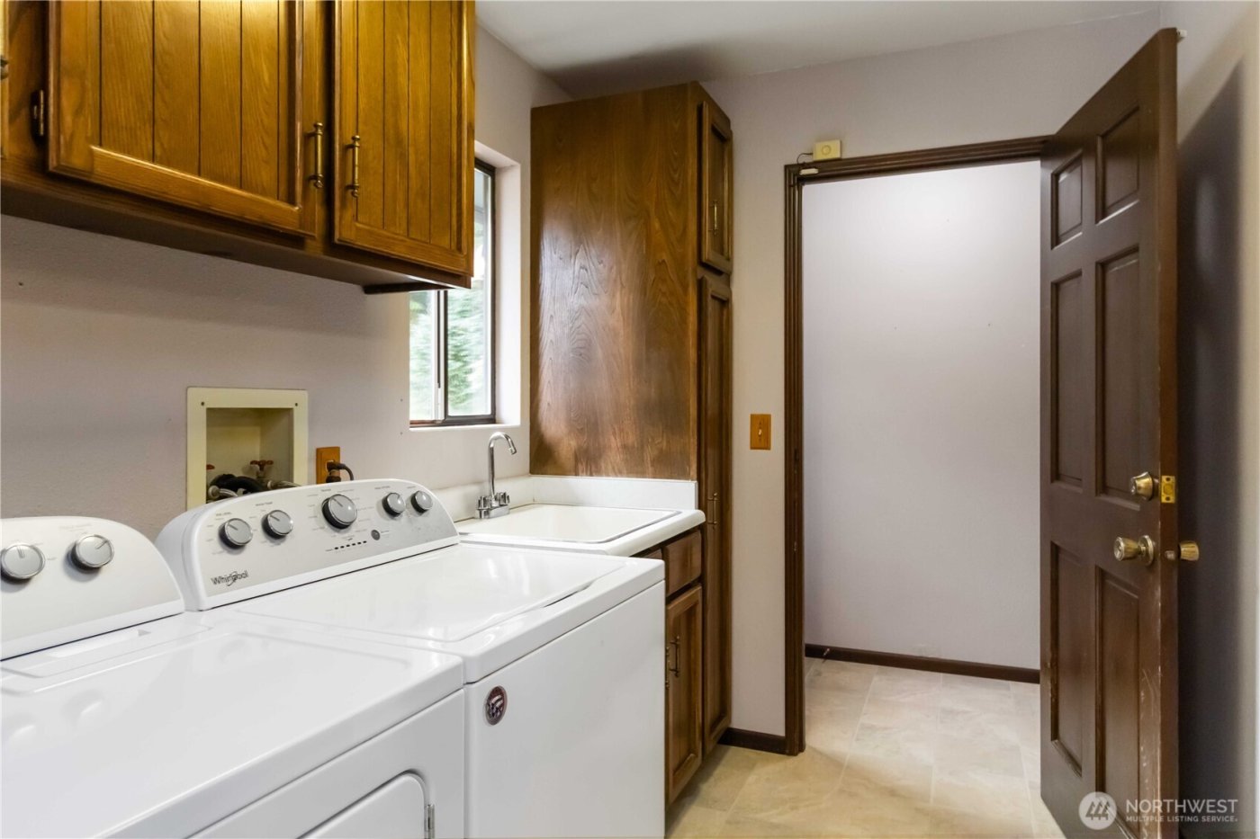 720 Abernathy Creek , Longview, WA 98632