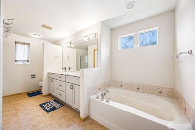 7503 Village Dr , Sumner, WA 98390 - Photo 14