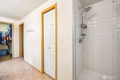 7503 Village Dr , Sumner, WA 98390 - Photo 15