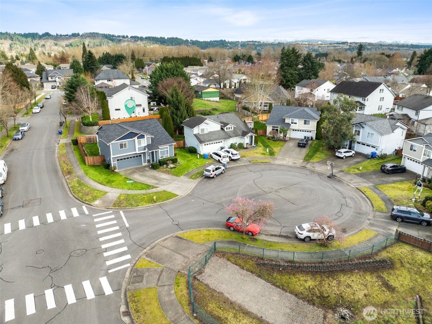 7503 Village Dr , Sumner, WA 98390