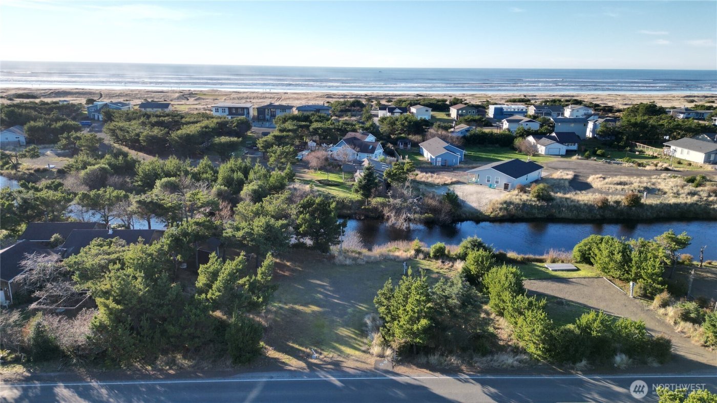 31911 I Street , Ocean Park, WA 98640