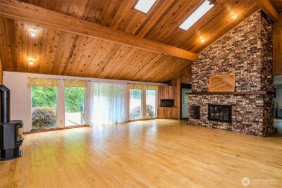 4802 Olympic Highway , Aberdeen, WA 98520 - Photo 5