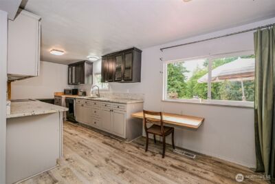 4802 Olympic Highway , Aberdeen, WA 98520 - Photo 8