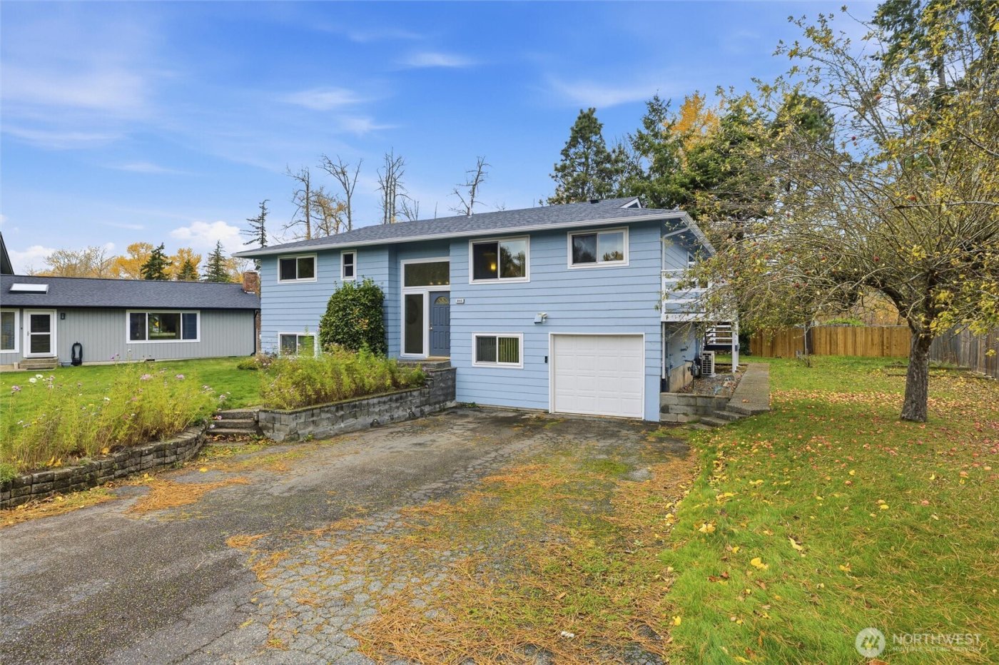 3410 Forest Court , Bellingham, WA 98225