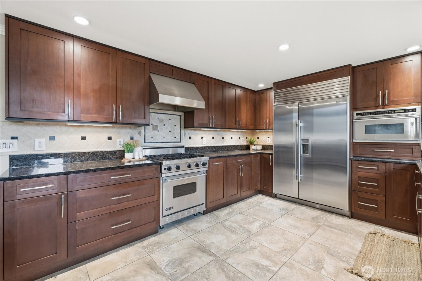 3410 Forest Court , Bellingham, WA 98225