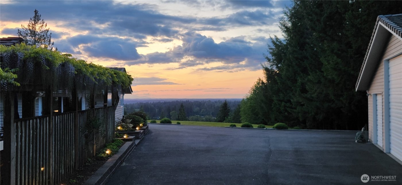 28118 163rd Street E, Wilkeson, WA 98396