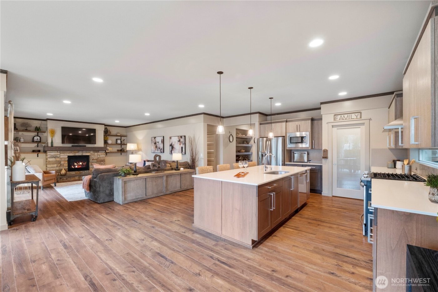 27403 239th Place SE, Maple Valley, WA 98038-6712