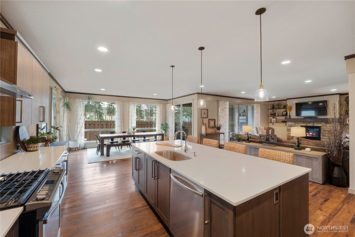 27403 239th Place SE, Maple Valley, WA 98038-6712