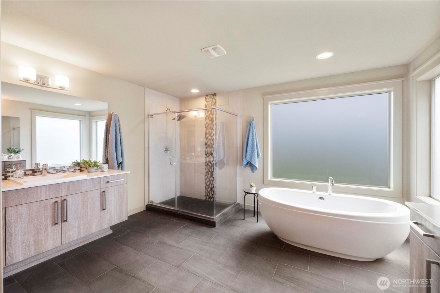 27403 239th Place SE, Maple Valley, WA 98038-6712